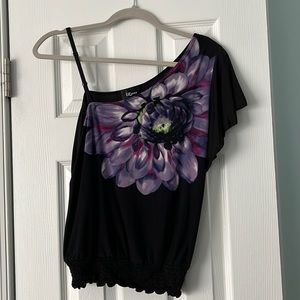 Iz Byer women’s size M asymmetrical tank/blouse sleeved shirt.  Never worn